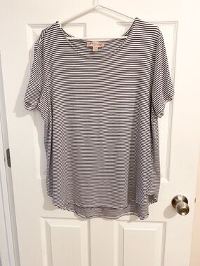 Philosophy Black & White Striped Short Sleeve Tee - size 1X